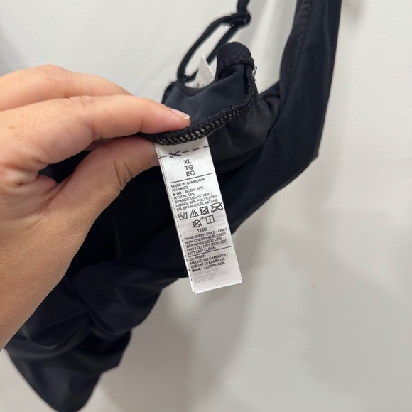 Old Navy Twist Front Tankini Swim Top Black XL Beach Vacation - Picture 6 of 6